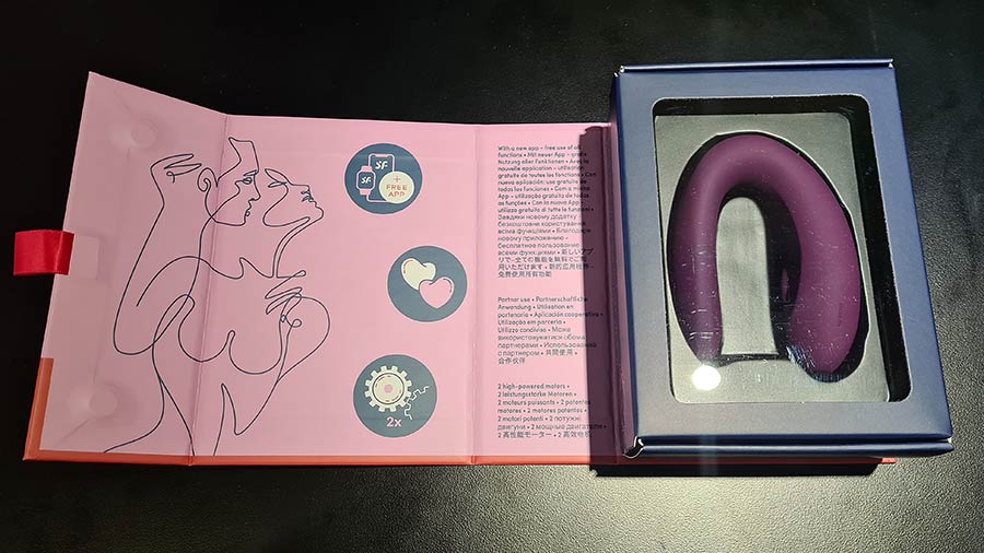 Emballage ouvert du Satisfyer Double Joy